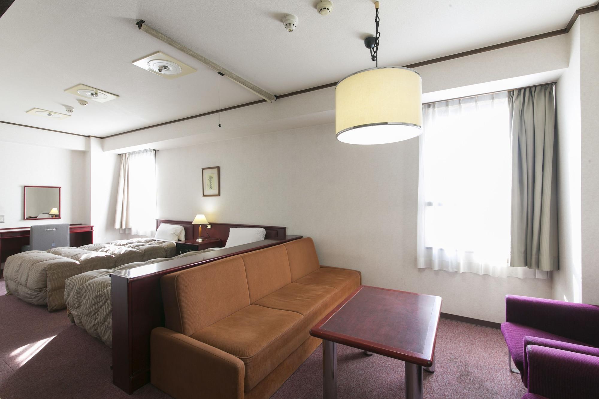 Hotel S-Plus Hiroshima Peace Park Екстер'єр фото