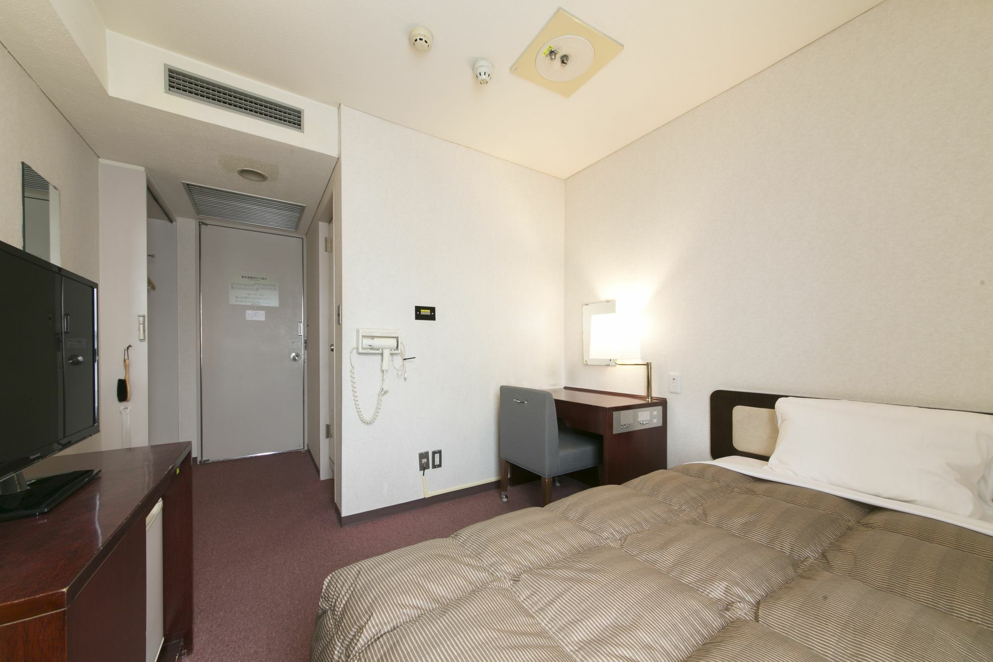 Hotel S-Plus Hiroshima Peace Park Екстер'єр фото